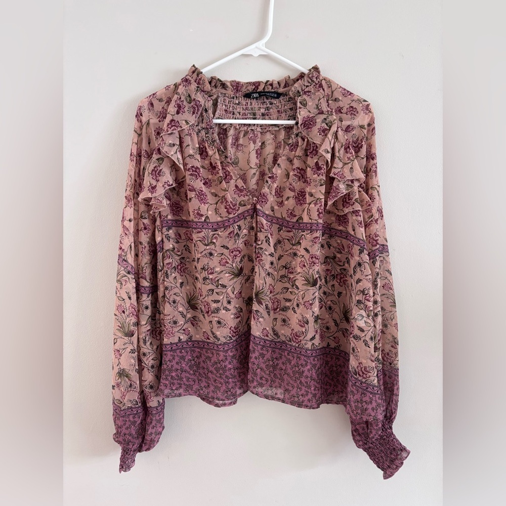 Zara Dusty Pink Floral Ruffle V-Neck Blouse, Size XS